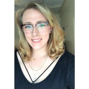 Meet your Posher, Hope